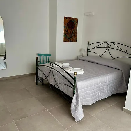 Ama Apartment *